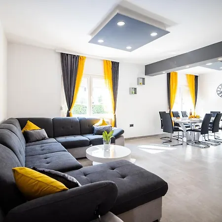 Andelina In Near The Center With Private Pool And Sauna - By Ta Leut Agency * Zadar